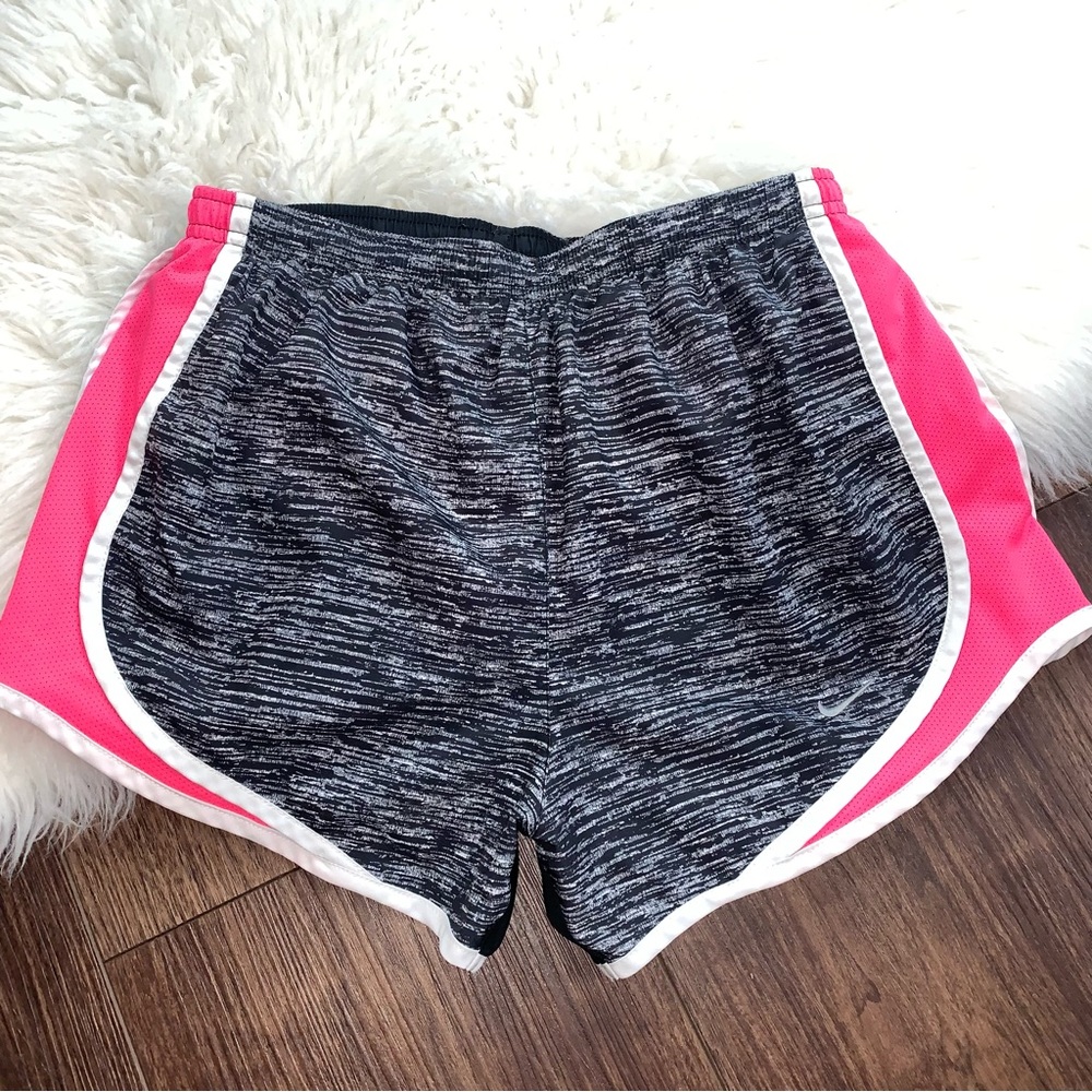 NIKE Dri-Fit Women Size Small Black & Hot Pink Lined Drawstring Athletic Shorts
